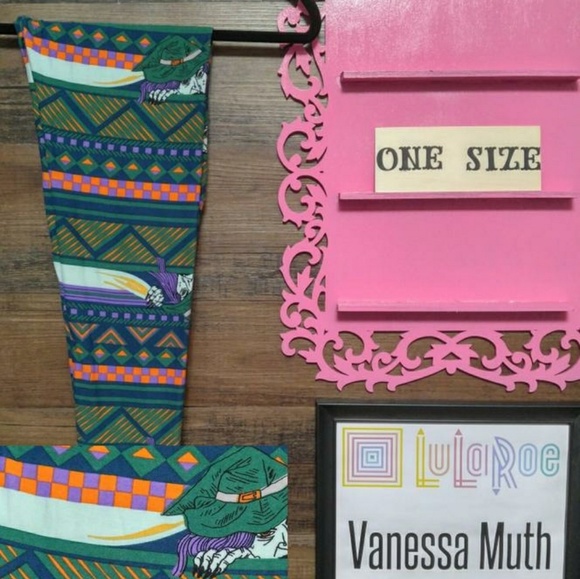 LuLaRoe Pants - LuLaRoe OS Leggings